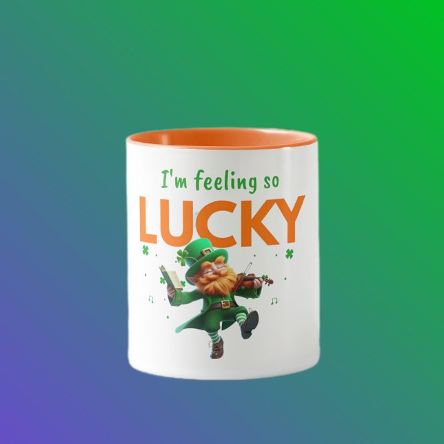 Mug Je me sens tellement chanceux, leprechaun dansant  (Créateur téléchargé)