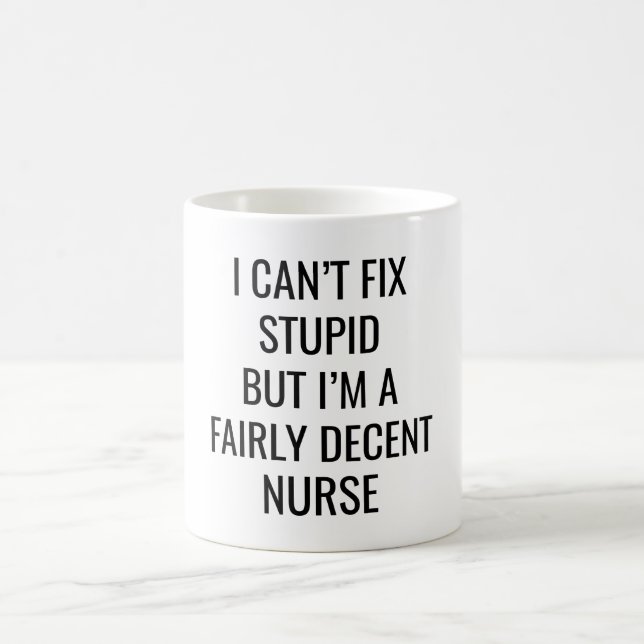 Mug Je ne parviens pas à réparer mon imbécile, mais je (Centre)