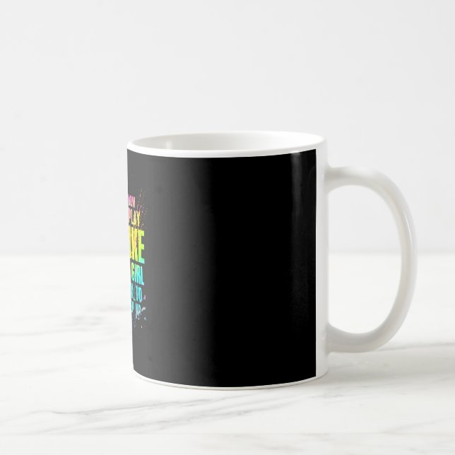 Mug Je sais que je joue comme une fille, essayez de su (Droite)