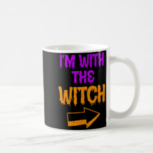Mug Je suis avec la sorcière Drôle d'Halloween couple
