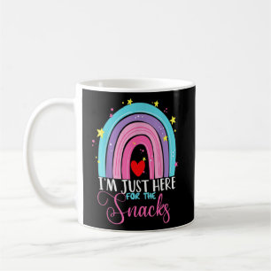 Mug Je suis juste ici pour les snacks Rainbow Women Fo