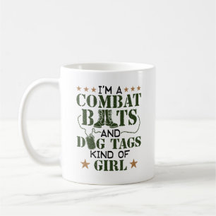 Mug Je suis une botte de combat et des étiquettes de c