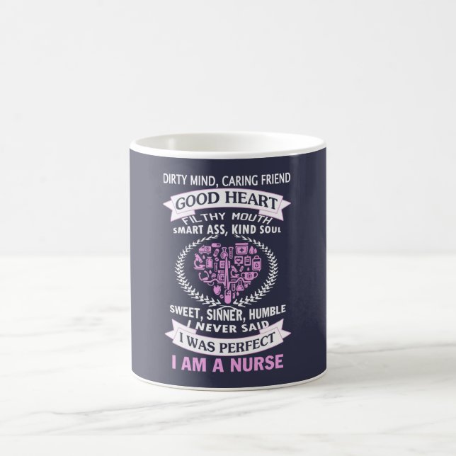 MUG JE SUIS UNE INFIRMIÈRE (Centre)