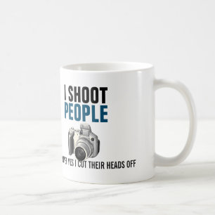 Mug Je tire des personnes et coupe parfois leurs têtes