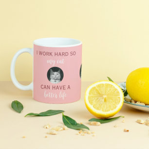 Mug Je travaille dur - Photo de chat personnalisée