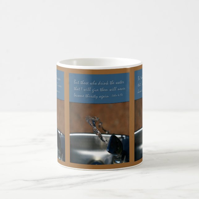 Mug Jean 4:14 Ceux qui boivent l'eau que je donne (Centre)