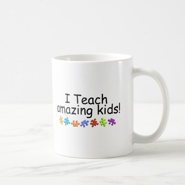 Mug J'enseigne les enfants extraordinaires (pp) (Droite)
