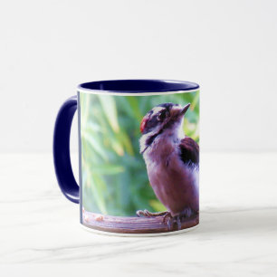 Mug Jeune Pic mineur mâle sur une rampe