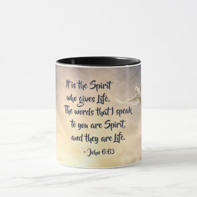 Mug John 6:63 It is the Spirit who gives Life Bible (Centre)