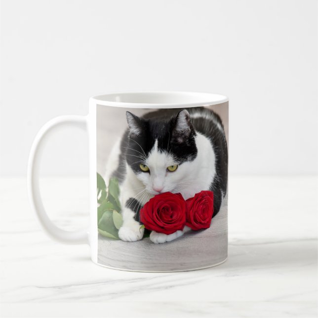 Mug Joli chat avec la rose rouge (Gauche)