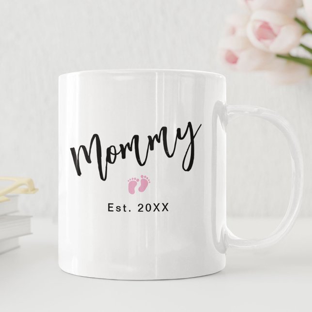 Mug Joli texte de pieds de bébé rose Maman Année établ (Créateur téléchargé)