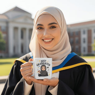 Mug Jolie fille voilée diplômée vient d'être diplômée