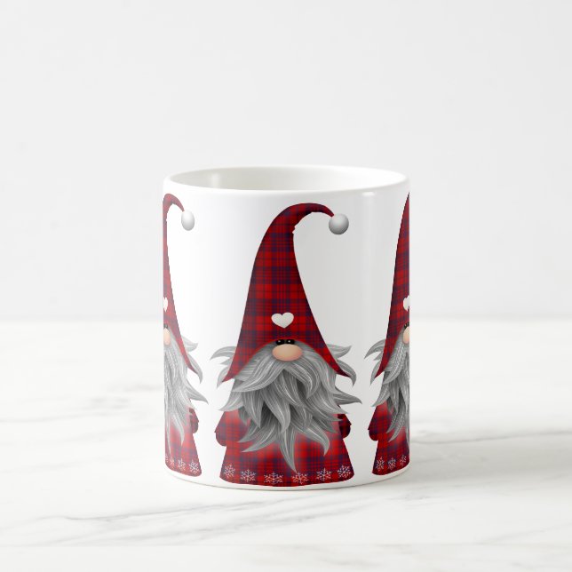 Mug Jote Rouge Buffalo Plaid Gnome de Noël (Centre)
