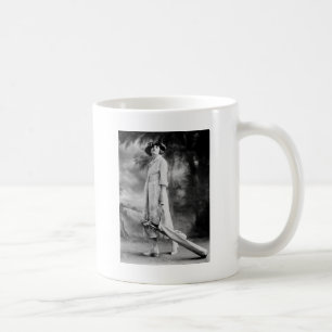 Mug Jouant au golf dans le style, les années 1920
