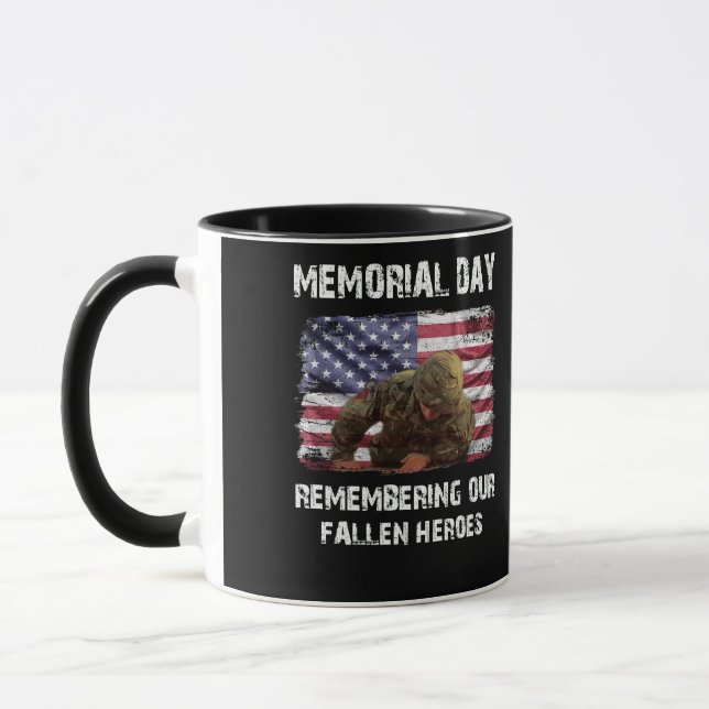 Mug Jour commémoratif commémoratif commémorant nos hér (Gauche)