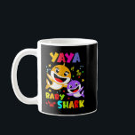 Mug Jour des mères de la famille des requins Yaya Shar<br><div class="desc">Jour des mères de la famille des requins Yaya Shark</div>