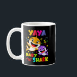 Mug Jour des mères de la famille des requins Yaya Shar<br><div class="desc">Jour des mères de la famille des requins Yaya Shark</div>