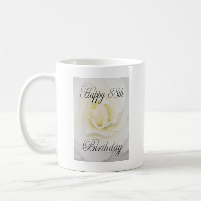 Mug Joyeux 88e anniversaire Fleur blanche (Gauche)