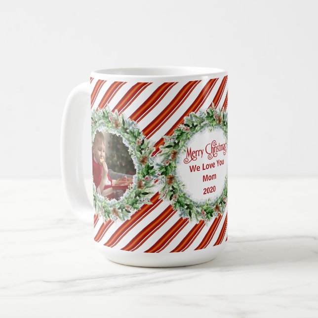 Mug Joyeux Noël On t'aime Maman Modèle photo (Devant gauche)