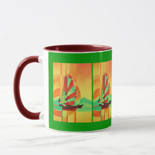 Mug Junes Chinoises naviguent sur la côte dans le cubi