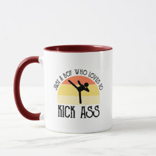 Mug Juste Un Garçon Qui Aime Donner Des Coups