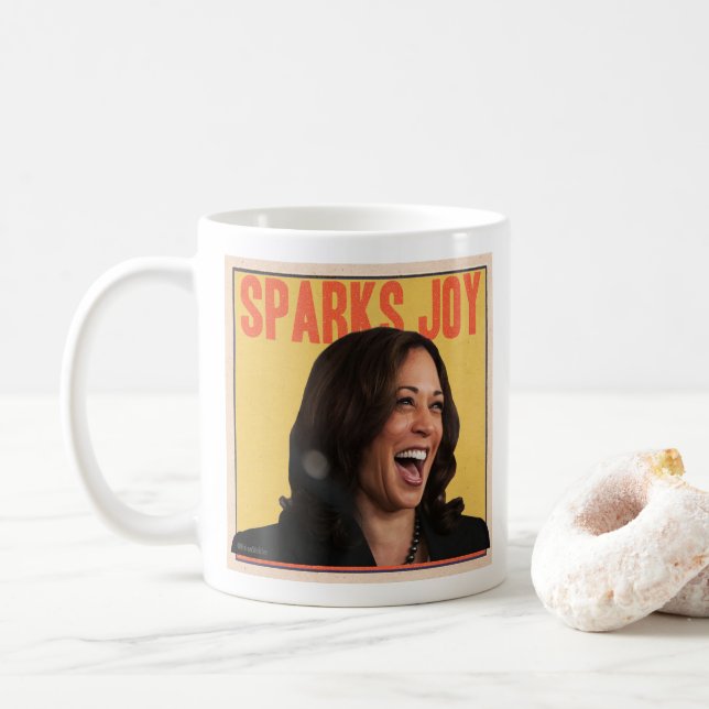 Mug Kamala Harris éveille la joie de la mule (Avec donut)