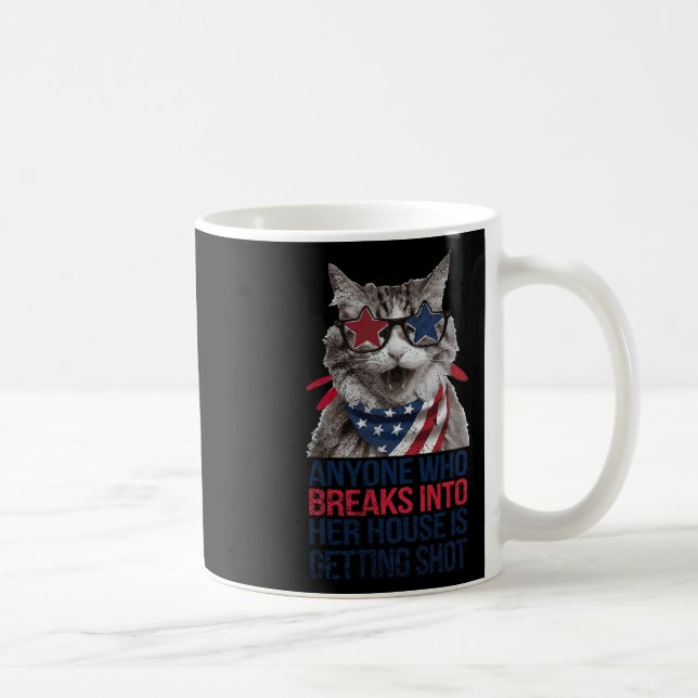 Mug Kamala Quiconque Pénètre Dans Sa Maison Se Fait (Droite)