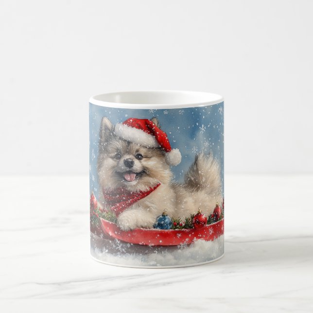 Mug Keeshond Chien dans la corniche laissez-le neiger  (Centre)