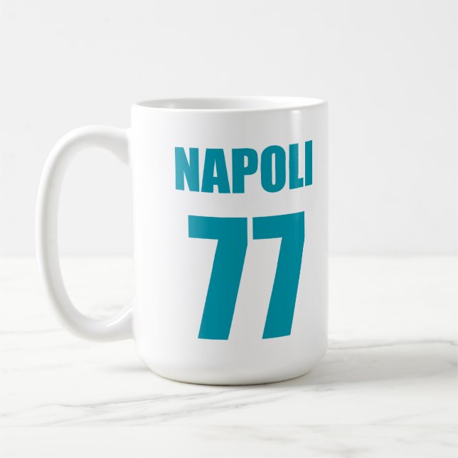 Mug Khvicha Kvaratskhelia (Gauche)