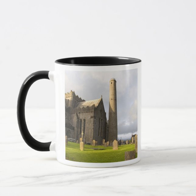 Mug Kilkenny, Irlande. Killkenny est aussi connu comme (Gauche)