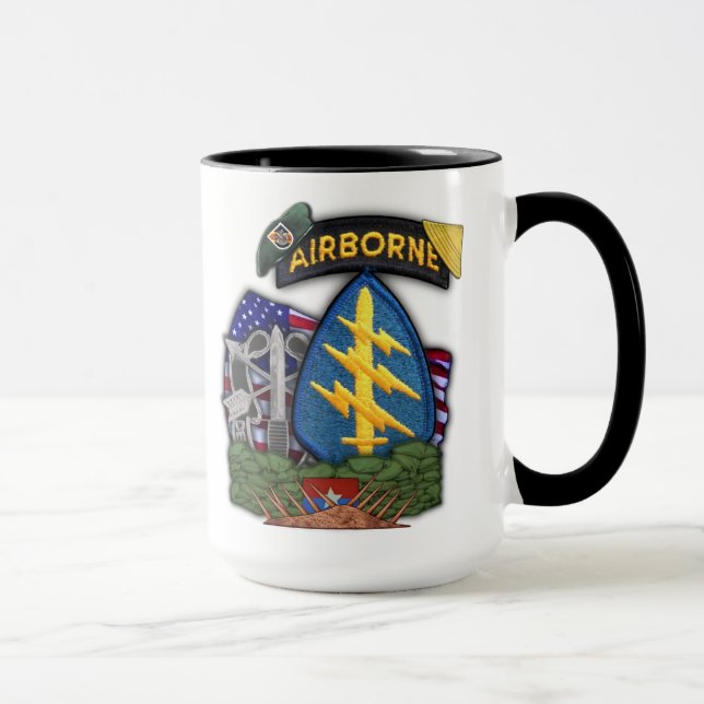 Mug la 5ème guerre de Vietnam de vétérans de bérets (Droite)
