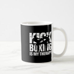 Mug La boxe thaïlandaise est ma thérapie, motif de com