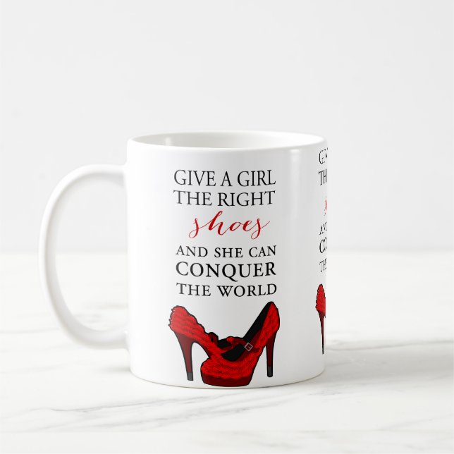 Mug La Chaussure-aholic, donnent à une fille les (Gauche)