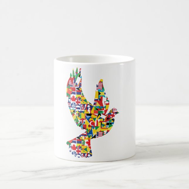 Mug La colombe de la paix mondiale faite de drapeaux i (Centre)