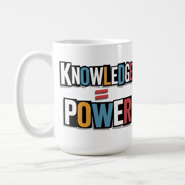 Mug La connaissance est le pouvoir – Collage de lettre (Gauche)