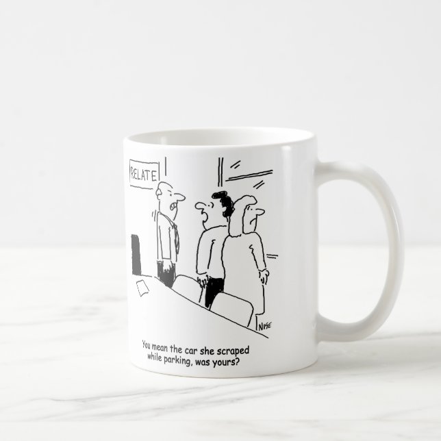 Mug La femme se débarrasse de la voiture de la conseil (Droite)