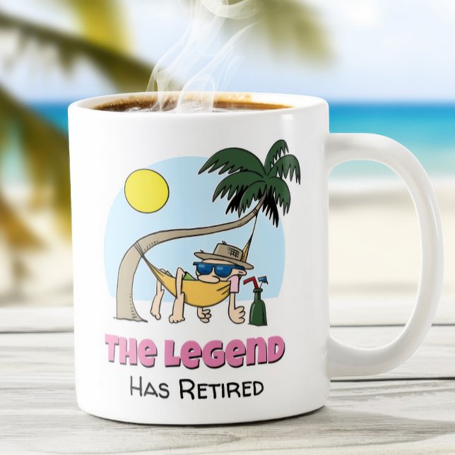 Mug La Légende A Retraité Drôle Chill Hammock Cartoon (The LEGEND Has Retired coffee mug on tropical beach)