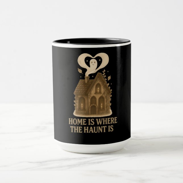Mug La maison est là où se trouve la maison hantée vin (Centre)