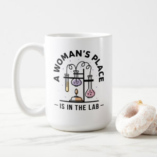Mug La place d'une femme est au labo – Art STEM