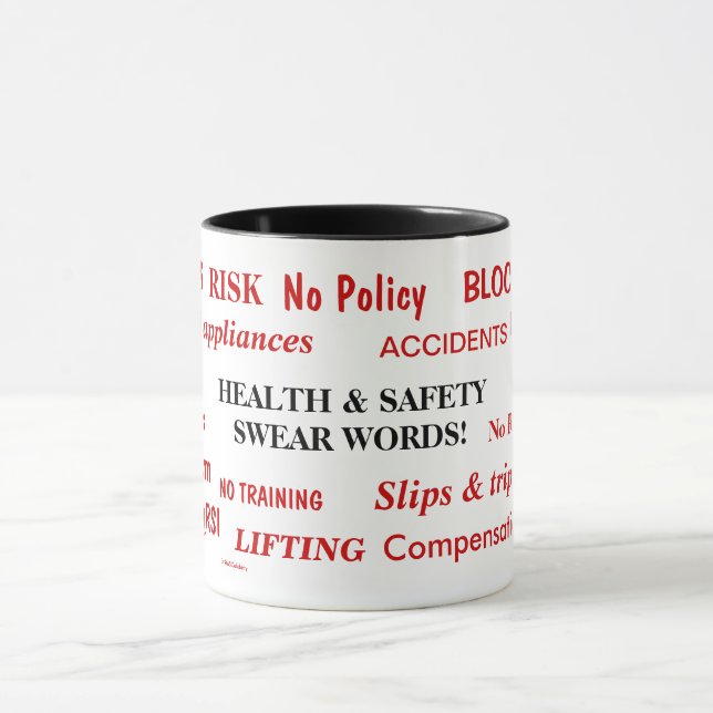 Mug La santé et sécurité jurent des mots ennuyant (Centre)