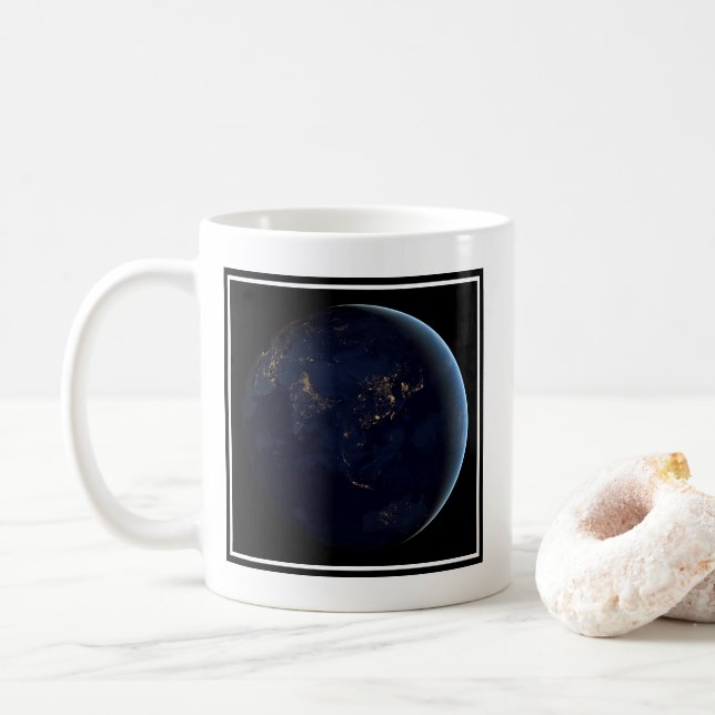 Mug La Terre s'illumine la nuit en Asie et en Australi (Avec donut)