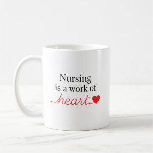 Mug La typographie de script Infirmière est un travail
