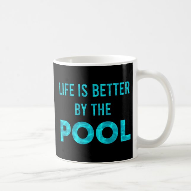 Mug La Vie Est Mieux À La Piscine Été (Droite)