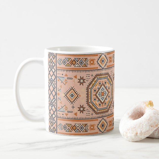 Mug Labyrinthe Doré – Géométrie Marocaine Moderne (Avec donut)