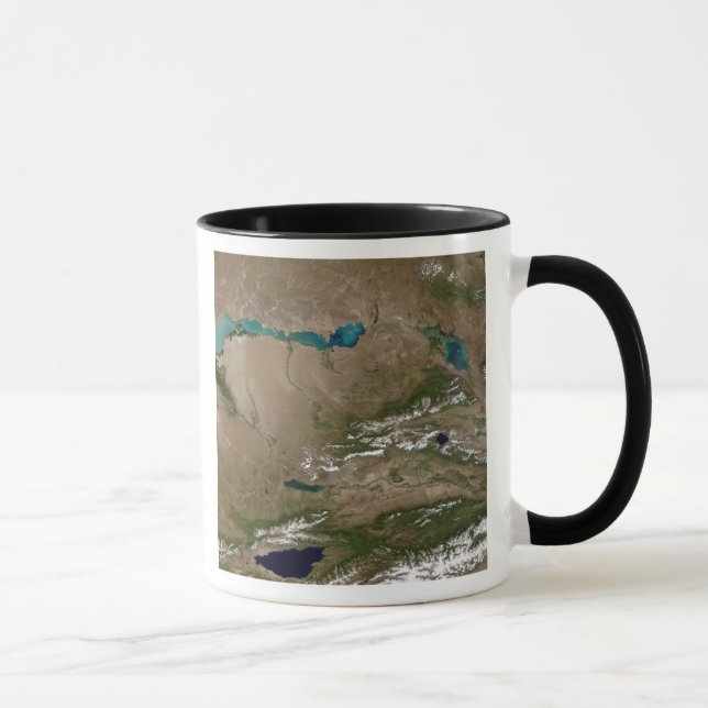 Mug Lac Balkhash dans l'est du Kazakhstan (Droite)