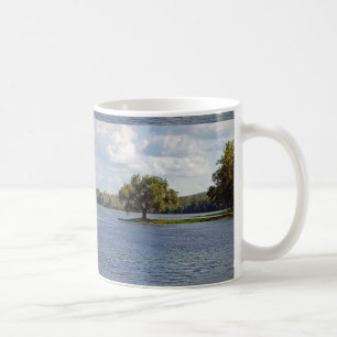 Mug Lac Iron Mountain