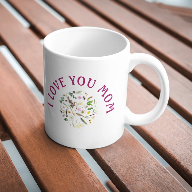 Mug "L'amour de maman dans chaque sip" (Créateur téléchargé)