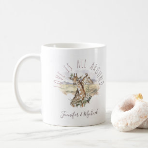 Mug L'amour est tout autour des girafes avec des noms