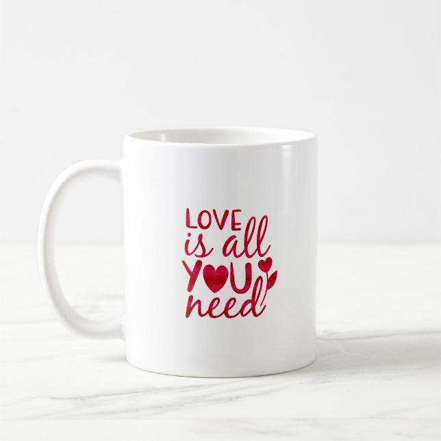 Mug l'amour est tout ce dont vous avez besoin (Gauche)