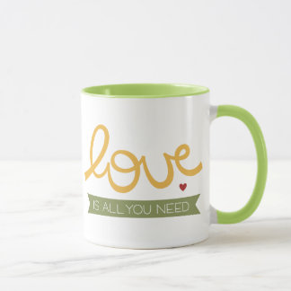Mug l'amour est tout que vous avez besoin